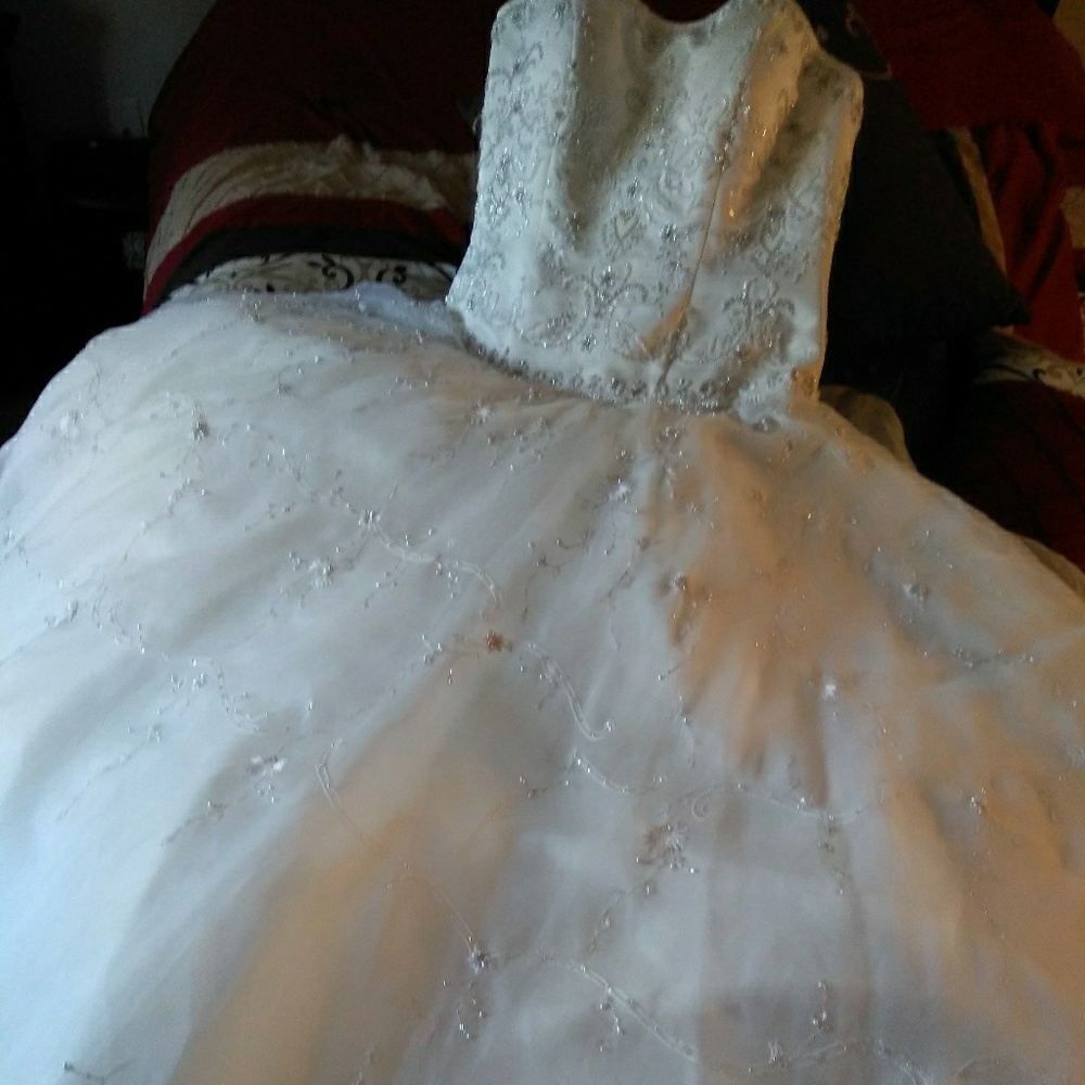 Wedding dresse